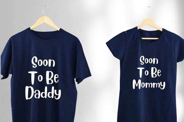 Pregnancy Announcement T-Shirt Photoshoot Tips: Capturing the Perfect Moment