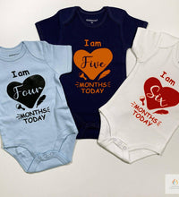 New Born Monthly Milestone Rompers – 3 Pieces Gift Set Box Newborn Baby Gifts Pregnancy Announcement T shirts and Baby S 1