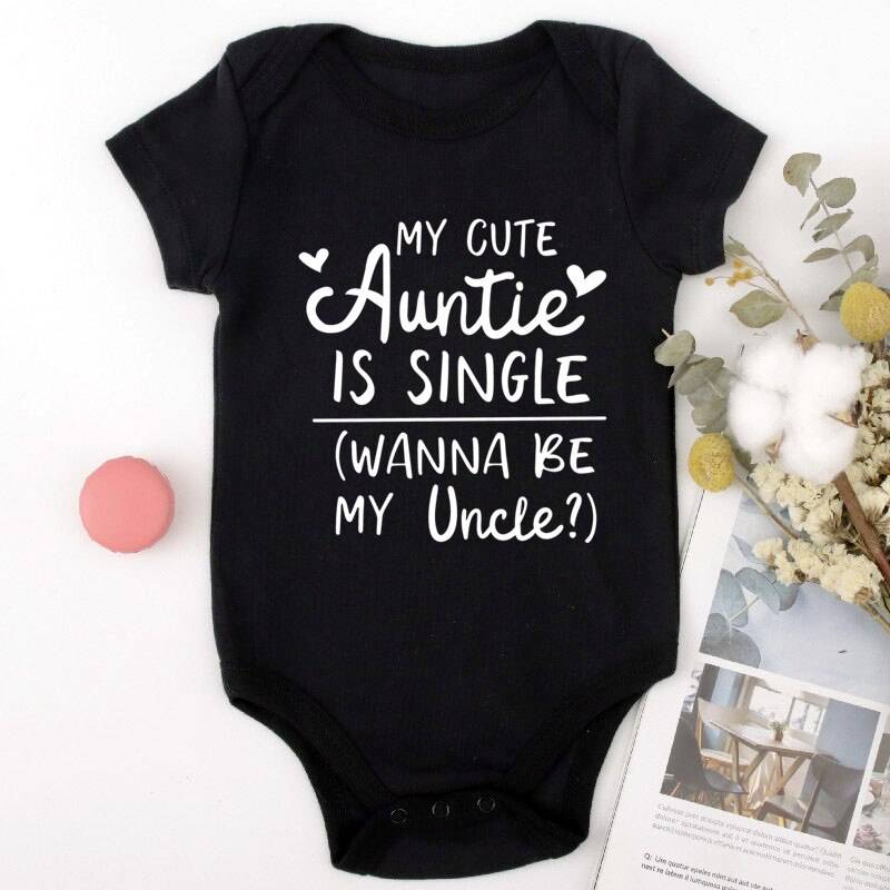 My Cute Auntie Is Single Wanna Be My Uncle