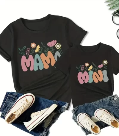 Summer Family Matching Outfits Mama and Mama’s Mini Tshirt Mother Daughter Mum T-Shirt Tops Toddler Baby Kids Girls Clothes