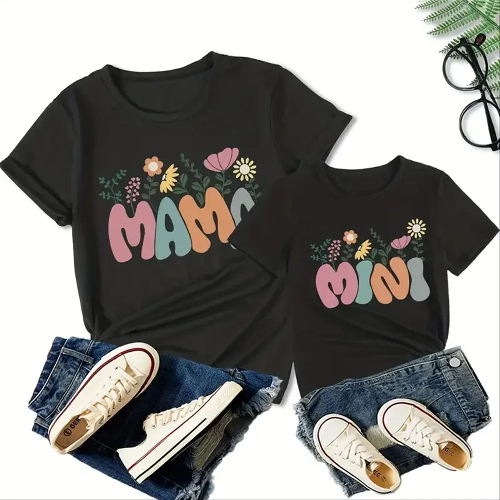 Summer Family Matching Outfits Mama and Mama’s Mini Tshirt Mother Daughter Mum T-Shirt Tops Toddler Baby Kids Girls Clothes